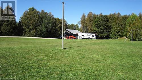 Large yard space - 492963 Southgate Road 49, Southgate, ON - Outdoor