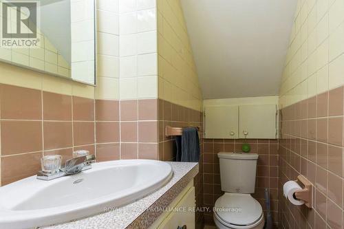 257 Albert St, Belleville, ON - Indoor Photo Showing Bathroom