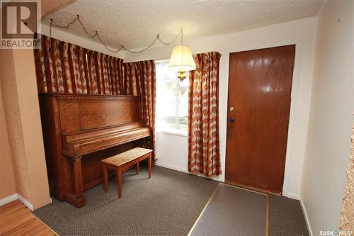 991 107Th Street, North Battleford, SK - Indoor Photo Showing Other Room