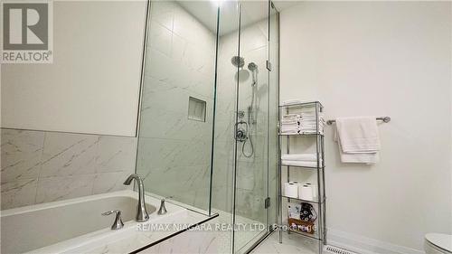 #33 -8974 Wiiloughby Dr, Niagara Falls, ON - Indoor Photo Showing Bathroom