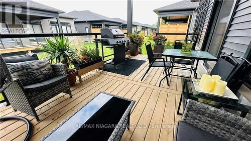33 - 8974 Wiiloughby Drive, Niagara Falls, ON - Outdoor With Deck Patio Veranda With Exterior