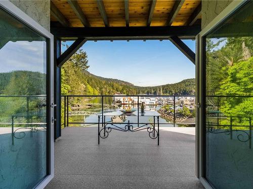 5025 Genoa Bay Rd, Duncan, BC - Outdoor With View With Exterior