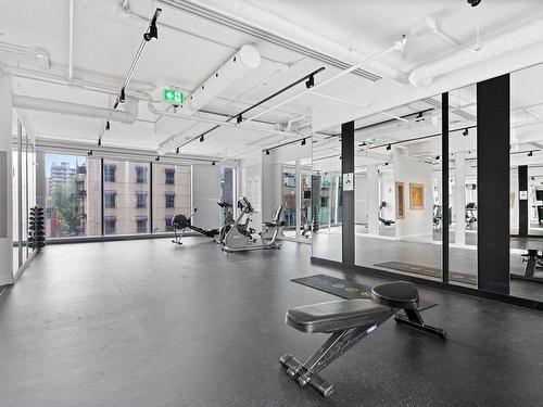 Salle d'exercice - 310-1239 Rue Drummond, Montréal (Ville-Marie), QC - Indoor Photo Showing Gym Room