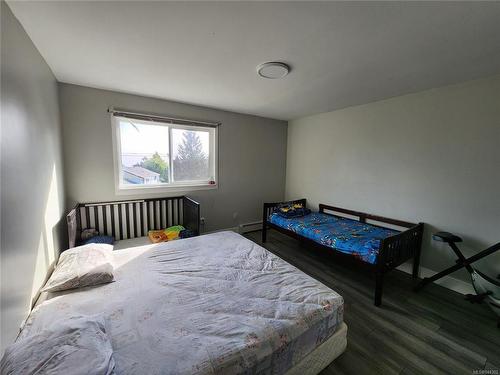 204-7450 Rupert St, Port Hardy, BC - Indoor Photo Showing Bedroom