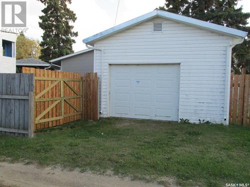 201 Cartha Drive, Nipawin, SK - Outdoor With Exterior