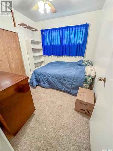 807 Elsinore Street, Whitewood, SK - Indoor Photo Showing Bedroom
