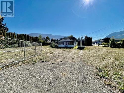401 Finlayson Street, Sicamous, BC - Outdoor