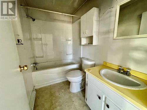 401 Finlayson Street, Sicamous, BC - Indoor Photo Showing Bathroom