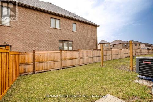 142 Coho Dr, Whitby, ON - Outdoor With Exterior
