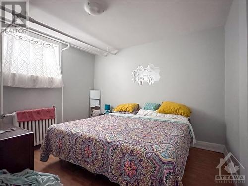 Lower level unit - bedroom 1 - 110 Genest Street, Ottawa, ON - Indoor Photo Showing Bedroom