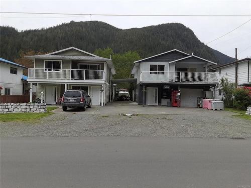 420/428 Alpine View Rd, Tahsis, BC - Outdoor With Deck Patio Veranda With Facade