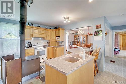 570 Good Corner Road, Lakeville, NB - Indoor Photo Showing Kitchen With Double Sink