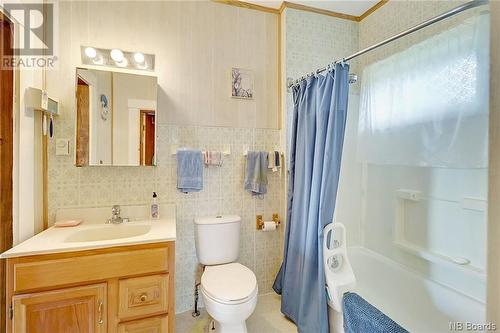570 Good Corner Road, Lakeville, NB - Indoor Photo Showing Bathroom