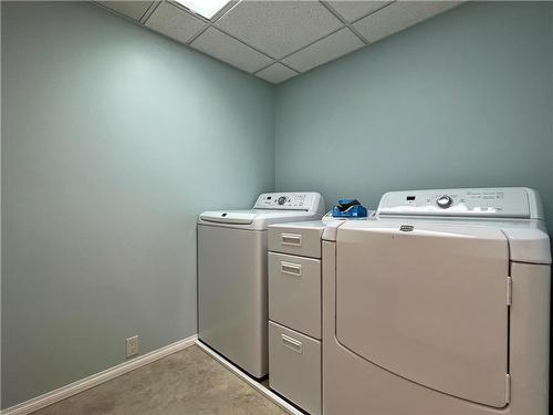 141135 Pth 5&10 Highway, Dauphin, MB - Indoor Photo Showing Laundry Room