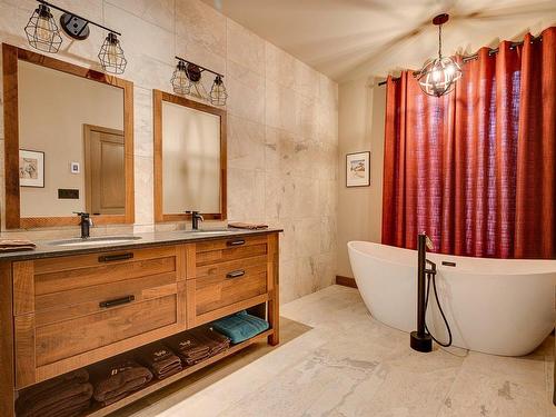 Ensuite bathroom - 130 Rue Allen, Morin-Heights, QC - Indoor Photo Showing Bathroom