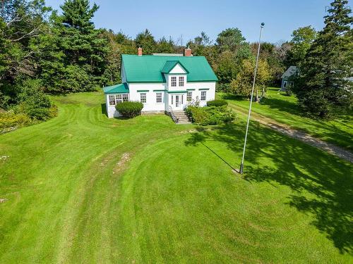 80 Fort Point Road, Weymouth North, NS 
