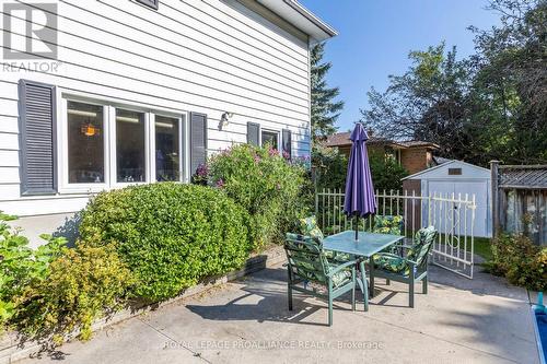 883 Cumberland Ave, Peterborough, ON - Outdoor