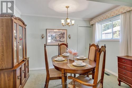 883 Cumberland Ave, Peterborough, ON - Indoor Photo Showing Dining Room
