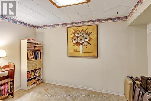 883 Cumberland Ave, Peterborough, ON - Indoor Photo Showing Other Room