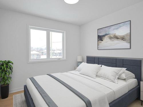 Chambre Ã Â coucher - 55 Rue Maurice-Brodeur, Salaberry-De-Valleyfield, QC - Indoor Photo Showing Bedroom