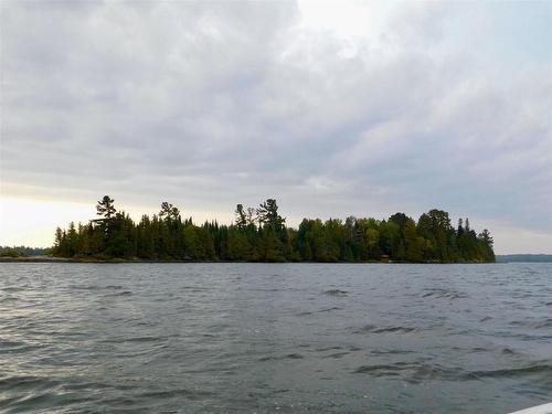 4 Sunset Island, District Of Kenora, ON 