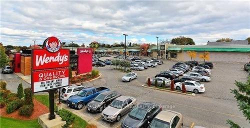 9-2458 Dundas St W, Mississauga, ON 