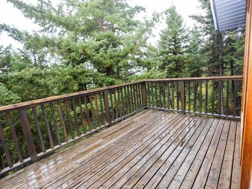 3196 Glengrove Place, Barriere, BC - Outdoor With Exterior