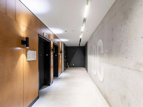 Elevator - 306-200 Boul. Marcel-Laurin, Montréal (Saint-Laurent), QC - Indoor Photo Showing Other Room