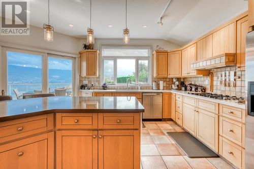 14010 Latimer Avenue, Summerland, BC - Indoor Photo Showing Kitchen
