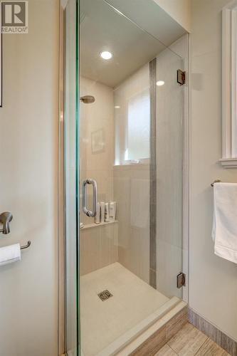 14010 Latimer Avenue, Summerland, BC - Indoor Photo Showing Bathroom