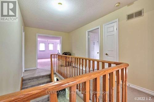 37 Hyde Park Dr, Richmond Hill, ON - Indoor Photo Showing Other Room