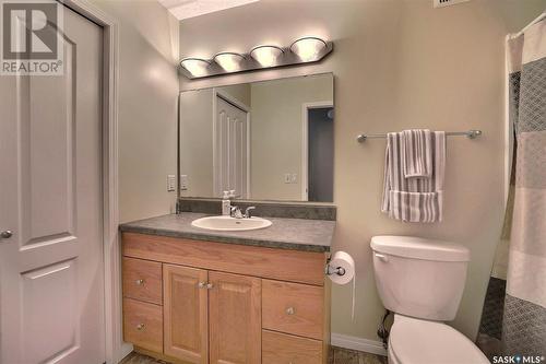 113 Glenn Bay, Milestone, SK - Indoor Photo Showing Bathroom