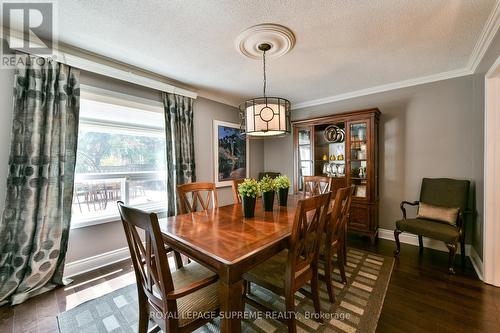 654 Ashprior Ave, Mississauga, ON - Indoor Photo Showing Dining Room