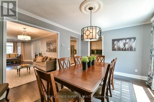 654 Ashprior Ave, Mississauga, ON - Indoor Photo Showing Dining Room