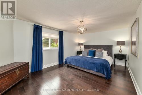 654 Ashprior Ave, Mississauga, ON - Indoor Photo Showing Bedroom