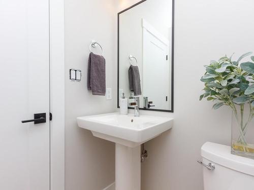 2628 Mica Pl, Langford, BC - Indoor Photo Showing Bathroom