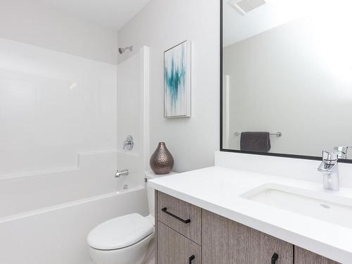 2628 Mica Pl, Langford, BC - Indoor Photo Showing Bathroom