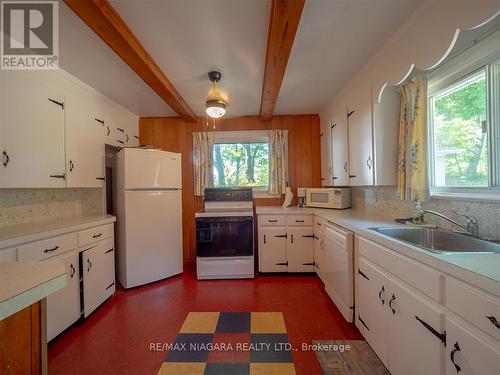 10209 Camelot Drive, Wainfleet, ON - Indoor Photo Showing Kitchen