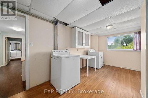 488 Boundary Rd, Centre Hastings, ON - Indoor Photo Showing Laundry Room