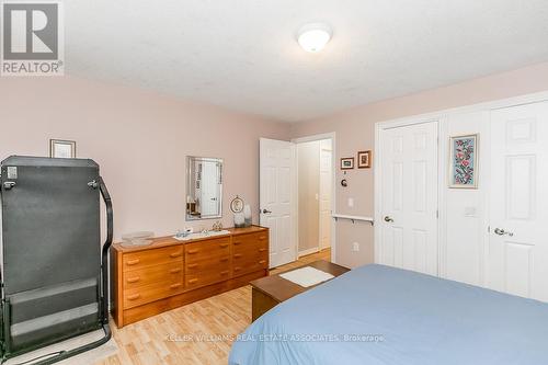 5 Pennsylvania Ave, Wasaga Beach, ON - Indoor Photo Showing Bedroom