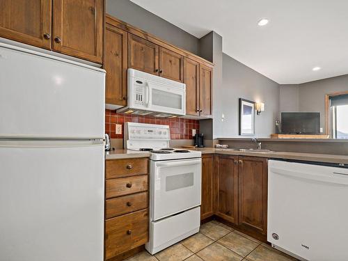 Cuisine - 336-2396 Rue Labelle, Mont-Tremblant, QC - Indoor Photo Showing Kitchen