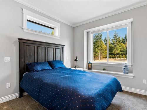 4725 Appaloosa Way, Duncan, BC - Indoor Photo Showing Bedroom