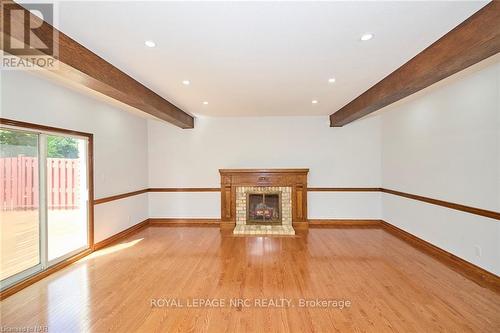 6780 Mountain Rd, Niagara Falls, ON - Indoor Photo Showing Other Room With Fireplace