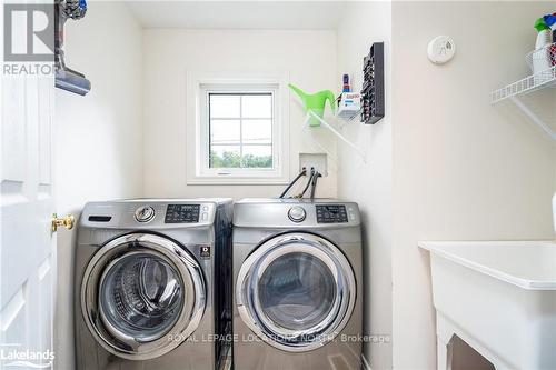 2 Alyssa Dr, Collingwood, ON - Indoor Photo Showing Laundry Room
