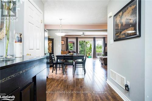 2 Alyssa Dr, Collingwood, ON - Indoor Photo Showing Dining Room