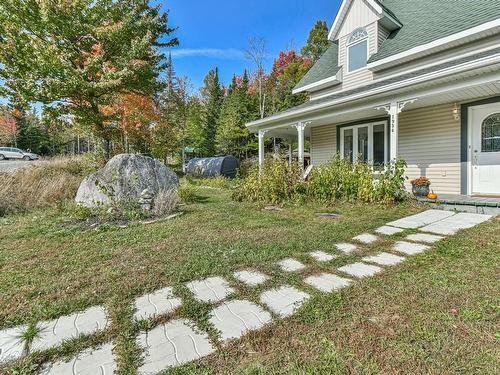 Vue d'ensemble - 1934 Rue De La Gillespie, Val-David, QC - Outdoor With Deck Patio Veranda