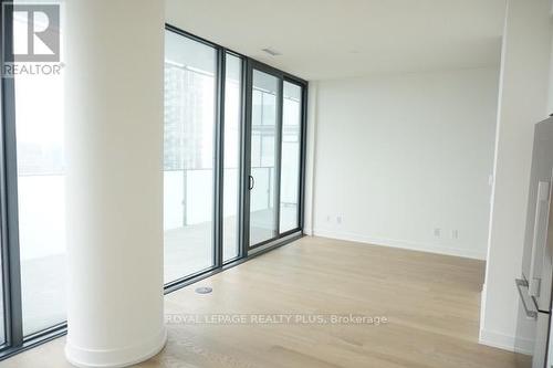 #2416 -25 Richmond St E, Toronto, ON - Indoor Photo Showing Other Room