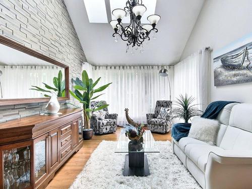 Salon - 120 Rue De La Rive, Saint-Henri, QC - Indoor Photo Showing Living Room