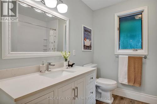 465 County Road 24, Kawartha Lakes, ON - Indoor Photo Showing Bathroom
