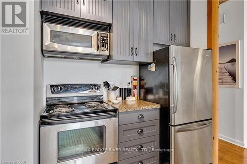 1930 White Lake Rd E, Douro-Dummer, ON - Indoor Photo Showing Kitchen